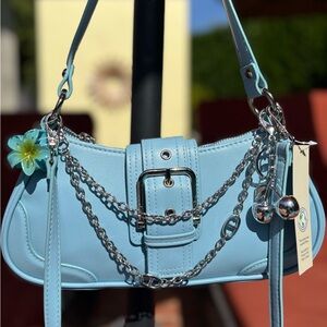 Light Blue SoHo Shoulder Bag.  ALL accessories included!
